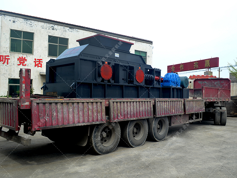 對輥破碎機(jī)在制砂工作中有哪些優(yōu)勢？