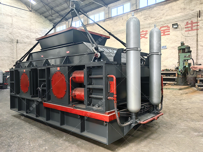 2025 年制砂設(shè)備新趨勢：全自動液壓對輥制砂機為何成行業(yè)優(yōu)選？